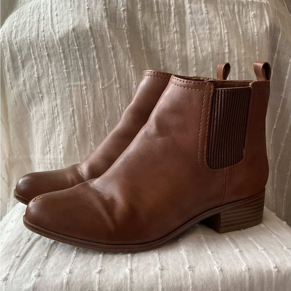 Denver Hayes Brown Chelsea Ankle Boots